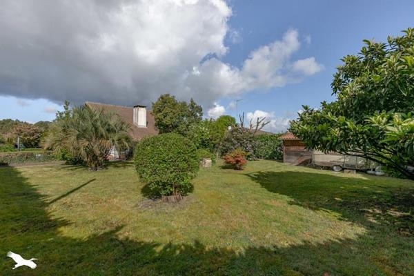 Maison à vendre |  Gujan-Mestras |  5 pièces | 194 m²