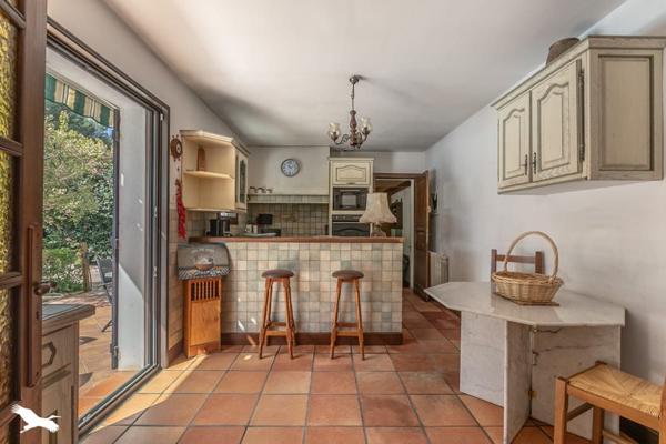 Maison à vendre |  Gujan-Mestras |  5 pièces | 194 m²
