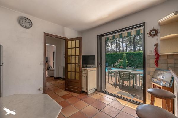 Maison à vendre |  Gujan-Mestras |  5 pièces | 194 m²