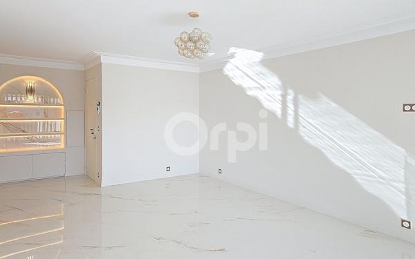 Appartement à vendre    3 pièces • 81,36 m2 Juan-les-Pins - Antibes