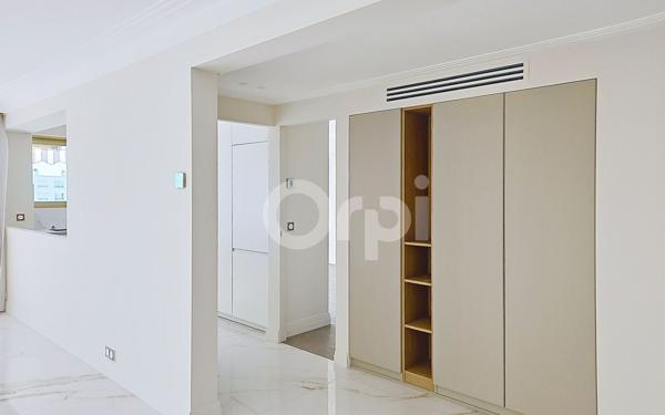 Appartement à vendre    3 pièces • 81,36 m2 Juan-les-Pins - Antibes