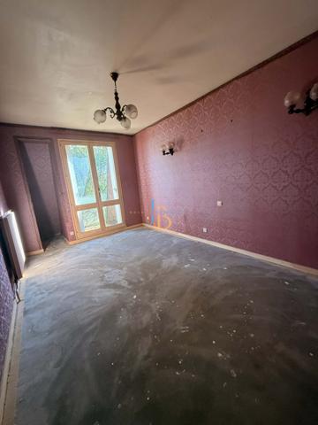 Bourges (18000) MAISON A RENOVER