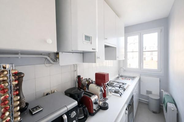 Deux pièces HYPER CENTRE-VILLE Vincennes