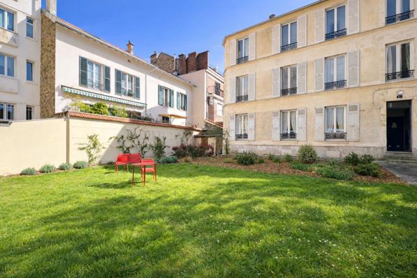 Deux pièces HYPER CENTRE-VILLE Vincennes