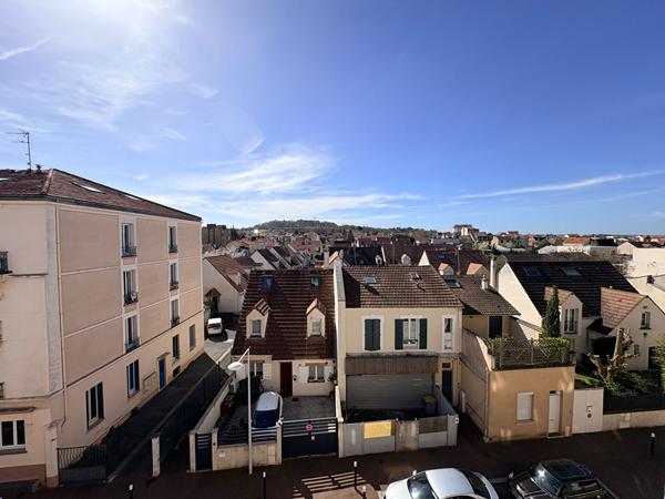 Nanterre limite Puteaux/Suresnes- 2 pièces 41 m² sans vis à vis