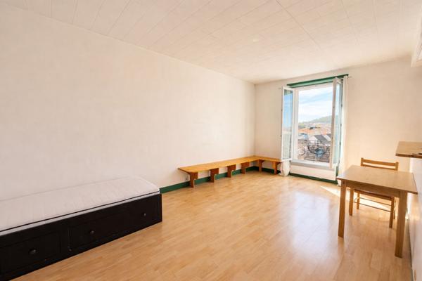 Nanterre limite Puteaux/Suresnes- 2 pièces 41 m² sans vis à vis