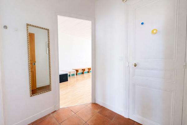 Nanterre limite Puteaux/Suresnes- 2 pièces 41 m² sans vis à vis