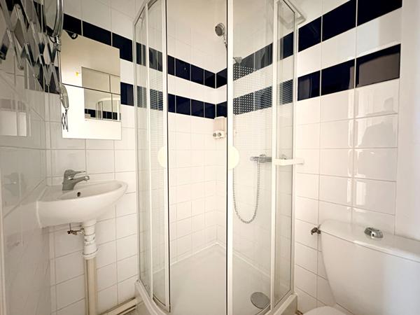 Nanterre limite Puteaux/Suresnes- 2 pièces 41 m² sans vis à vis