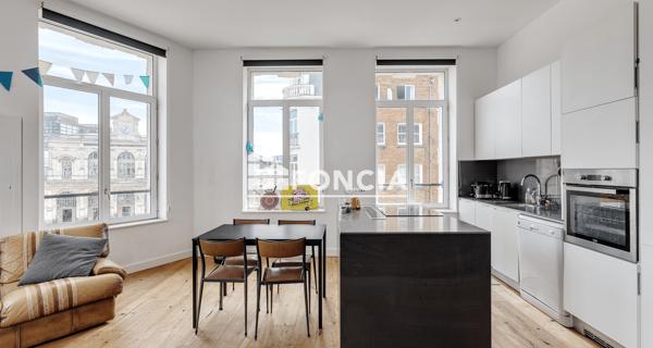 À vendre Appartement 4 pièces 97.88 m² - Lille 59800