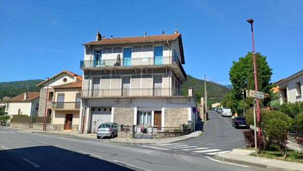 Appartement 5 pièces à vendre avec terrasse et garage à Arles sur Tech