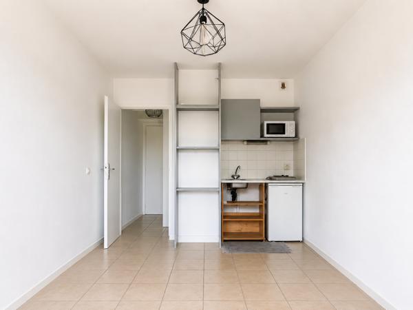 Appartement
         1 pièce
        - 18 m² Exclusivité 62 000 € *
