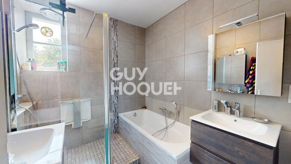 Maison Nantes 9 pièce(s) 220 m2