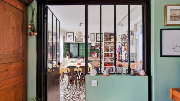 Charmant triplex lumineux avec terrasse  garage et buanderie