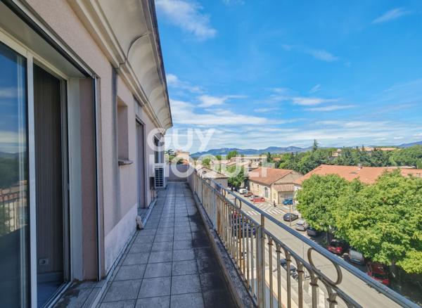 Appartement - Dernier étage - Belle terrasse - Vue Ventoux - Garage