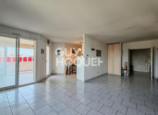 Appartement - Dernier étage - Belle terrasse - Vue Ventoux - Garage