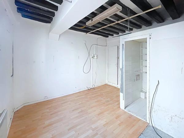 Location Immeuble 140 m2 à Paris 1