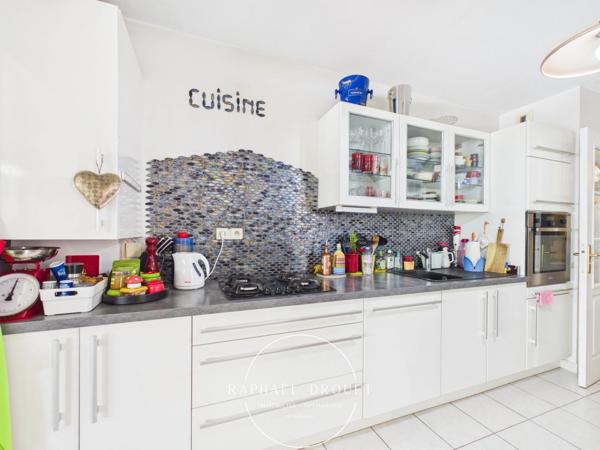 VIENNE – Rue Vimaine – Appartement T3 de 76 m² avec terrasse, résidence récente et sécurisée