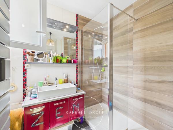 VIENNE – Rue Vimaine – Appartement T3 de 76 m² avec terrasse, résidence récente et sécurisée