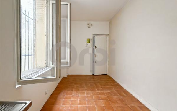 Appartement à vendre    1 pièce • 12,11 m2 Paris 20