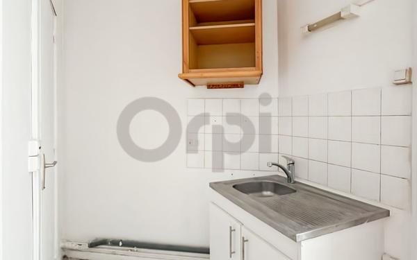 Appartement à vendre    1 pièce • 12,11 m2 Paris 20