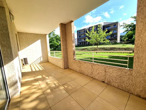 LOCATION : appartement 2 pièces (44 m²) à VESCOVATO