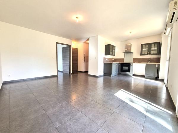 LOCATION : appartement 2 pièces (44 m²) à VESCOVATO