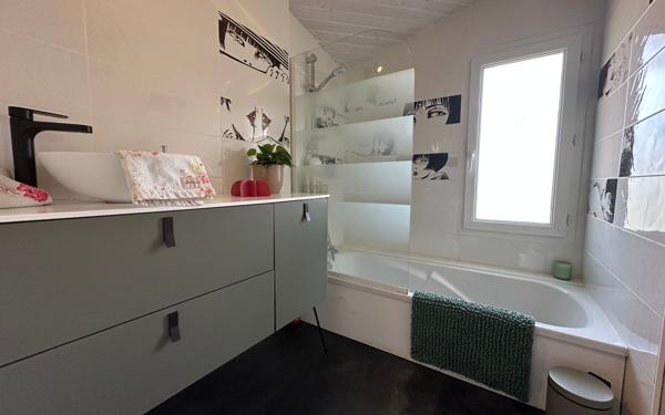 Maison à vendre    4 pièces •  Bram