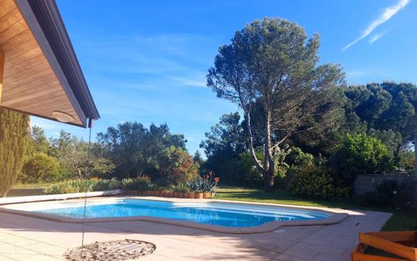 Maison à vendre    4 pièces •  Bram