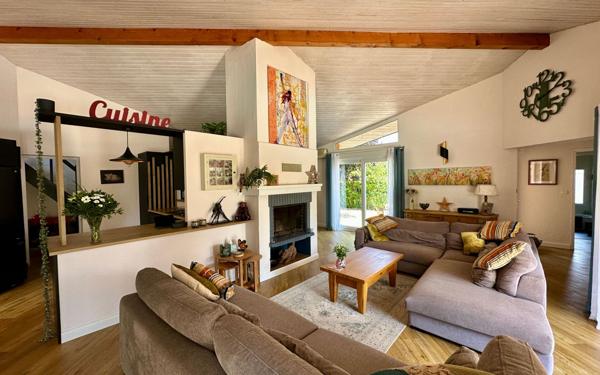 Maison à vendre    4 pièces •  Bram