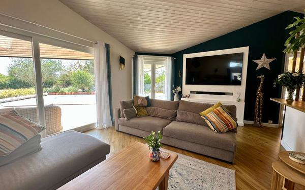 Maison à vendre    4 pièces •  Bram