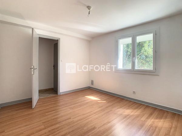 Location maison Elne - 4 pièce(s) - 122 m² - 1 000 € / mois
