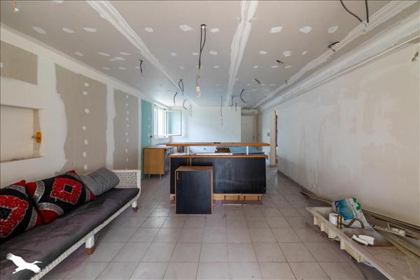 Maison à vendre |  Lafox |  8 pièces | 213 m²