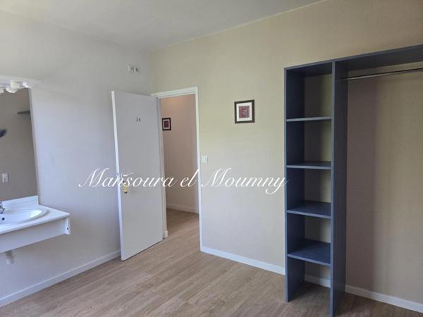 Propriété à vendre 20 pièces CHATEAU RENAULT (37)