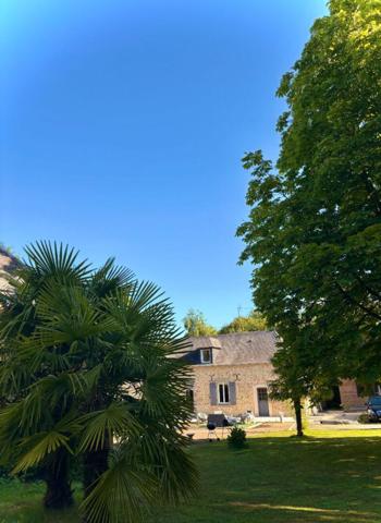 Longère en pierres rénovée à Argentré