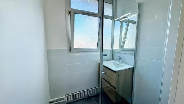 ENTIÈREMENT RÉNOVÉ – 3 CHAMBRES – LUMINEUX & AU CALME-Appartement à vendre 4 pièces CHATILLON (92)