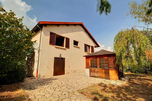 Maison Cebazat 8 pièce(s) 214 m² - garage, cave, jardin, 5 chambres
