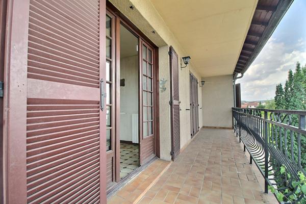 Maison Cebazat 8 pièce(s) 214 m² - garage, cave, jardin, 5 chambres