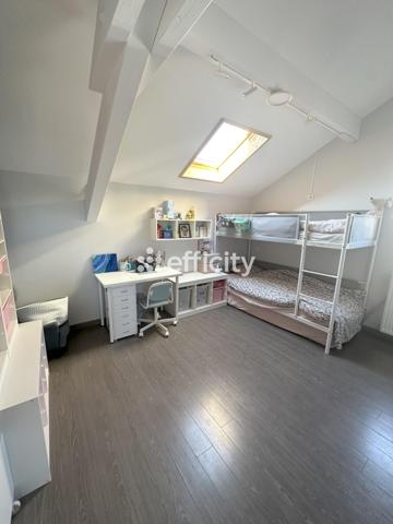 Maison 5 pièces - 139 m² Exclusivité efficity