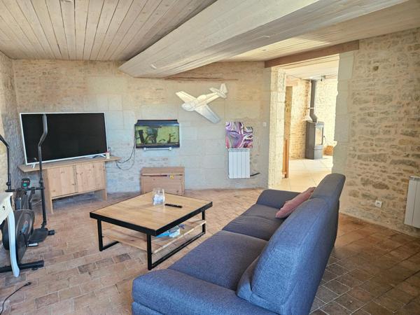 Maison à Brion-près-Thouet, 79290 - 6 pièces 123m²