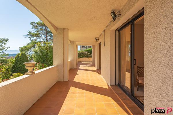 Villa 7 pièces 320 m2