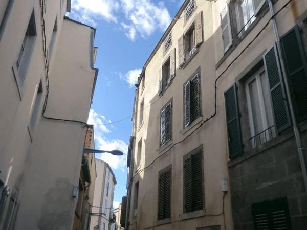 Location Studio 29.3 m² - 18 RUE DU CHAMPGIL Clermont-ferrand 63000