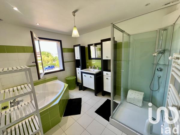 Maison à vendre 4 pièces 110 m² Sanary-sur-Mer