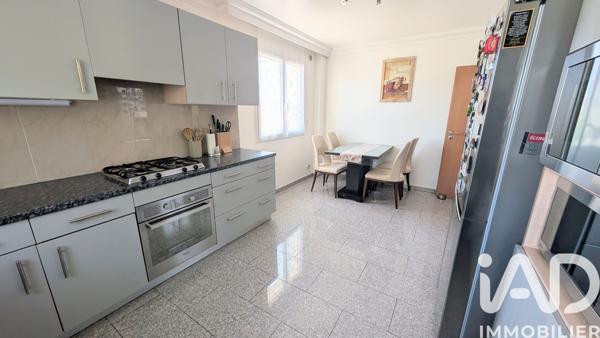 Maison à vendre 11 pièces 226 m² Cormontreuil