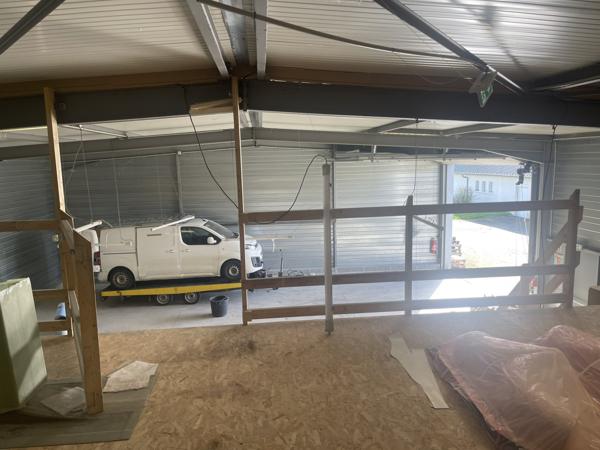 Bouloire (72440) LOCAL DOUBLE PEAU AVEC MEZZANINE 15 MN DE L AUTOROUTE LE MANS EST