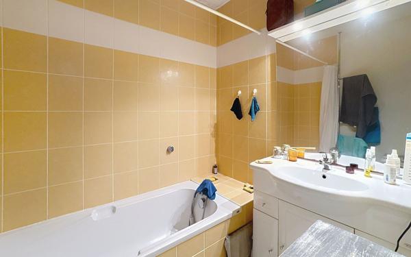 Appartement à vendre    3 pièces • 56,82 m2 Tours