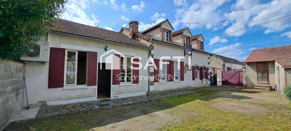 Maison de ville, 5 pièces avec atelier et cour