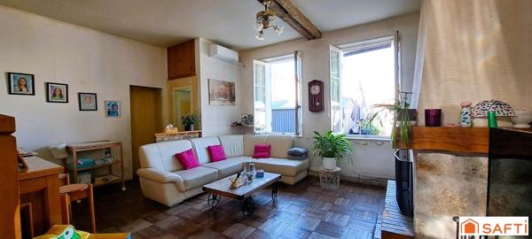Maison de ville, 5 pièces avec atelier et cour