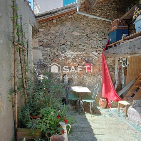 Maison Atypique se situant dans le plus beau village de France