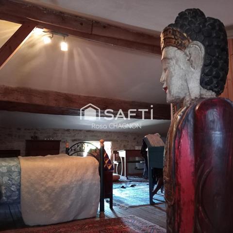 Maison Atypique se situant dans le plus beau village de France