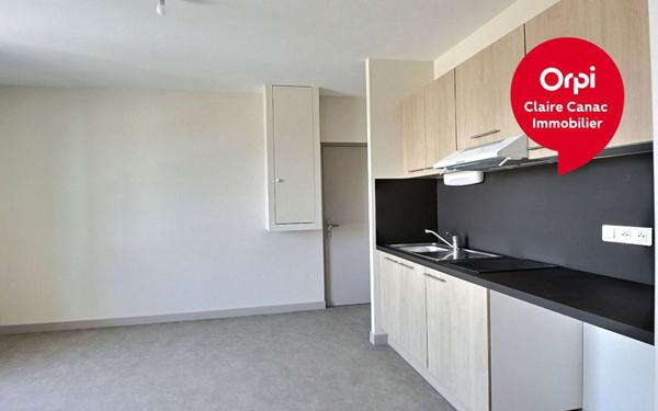 Appartement à louer    1 pièce •  Castres